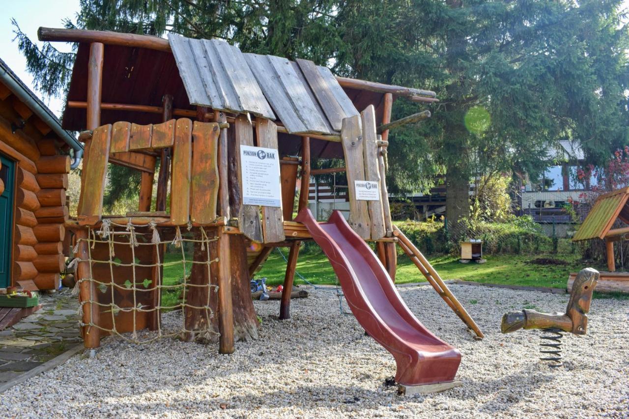 Penzion Rak Wellness Černá v Pošumaví エクステリア 写真